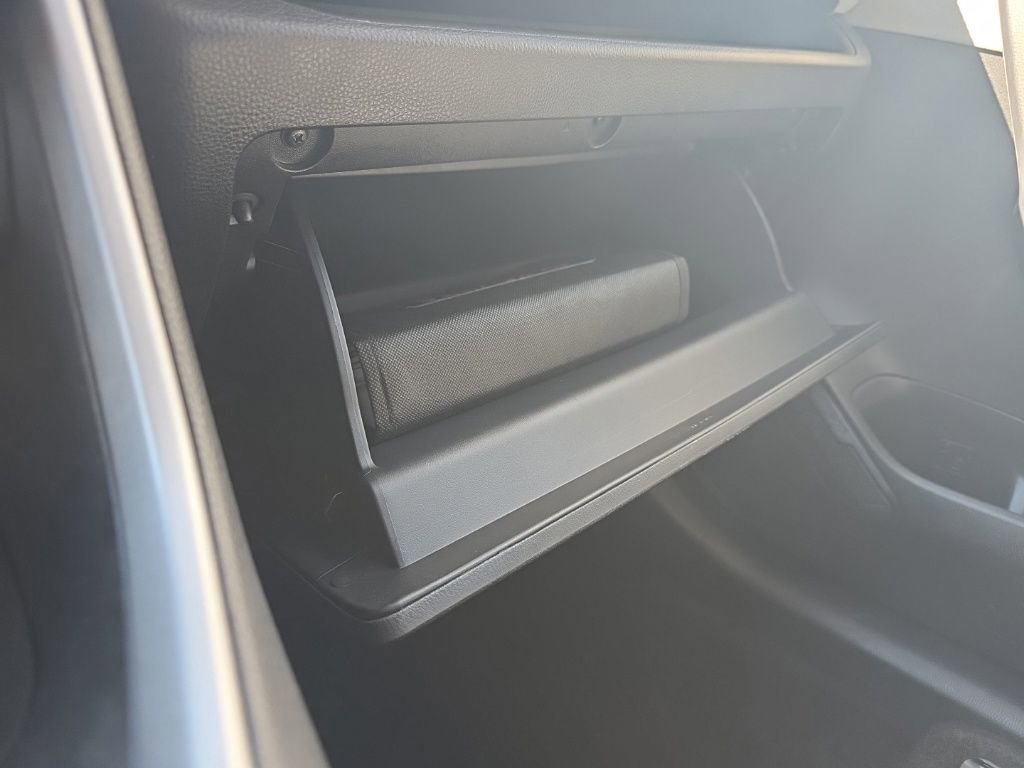 Used 2022 Toyota RAV4 XLE w/ Convenience Package image 31