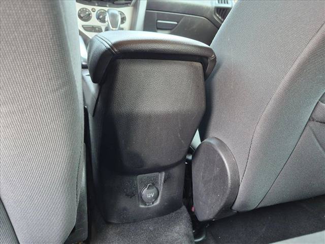 Used 2014 Ford Focus SE w/ SE Winter Package FWD image 16