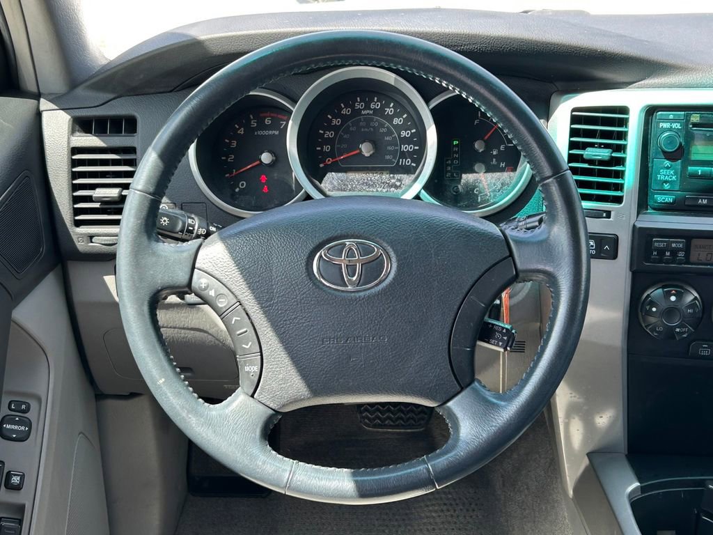 Used 2008 Toyota 4Runner SR5 image 38