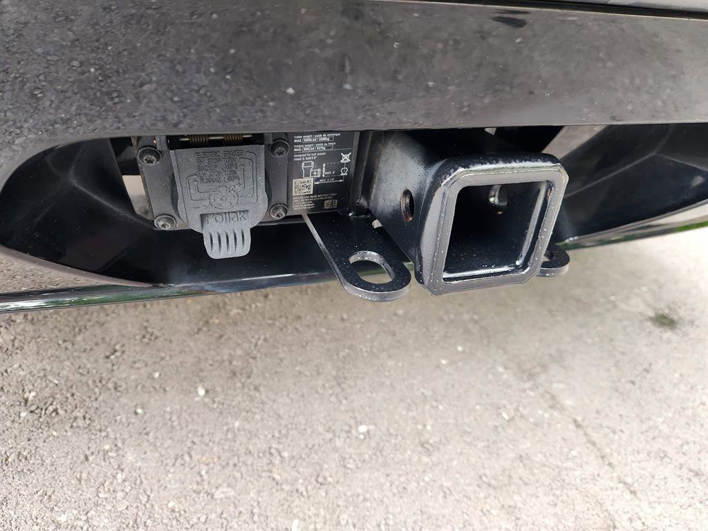 Certified 2022 Volkswagen Atlas Cross Sport SEL Premium R-Line image 23