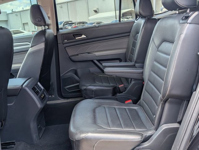 Used 2022 Volkswagen Atlas SEL Premium image 25