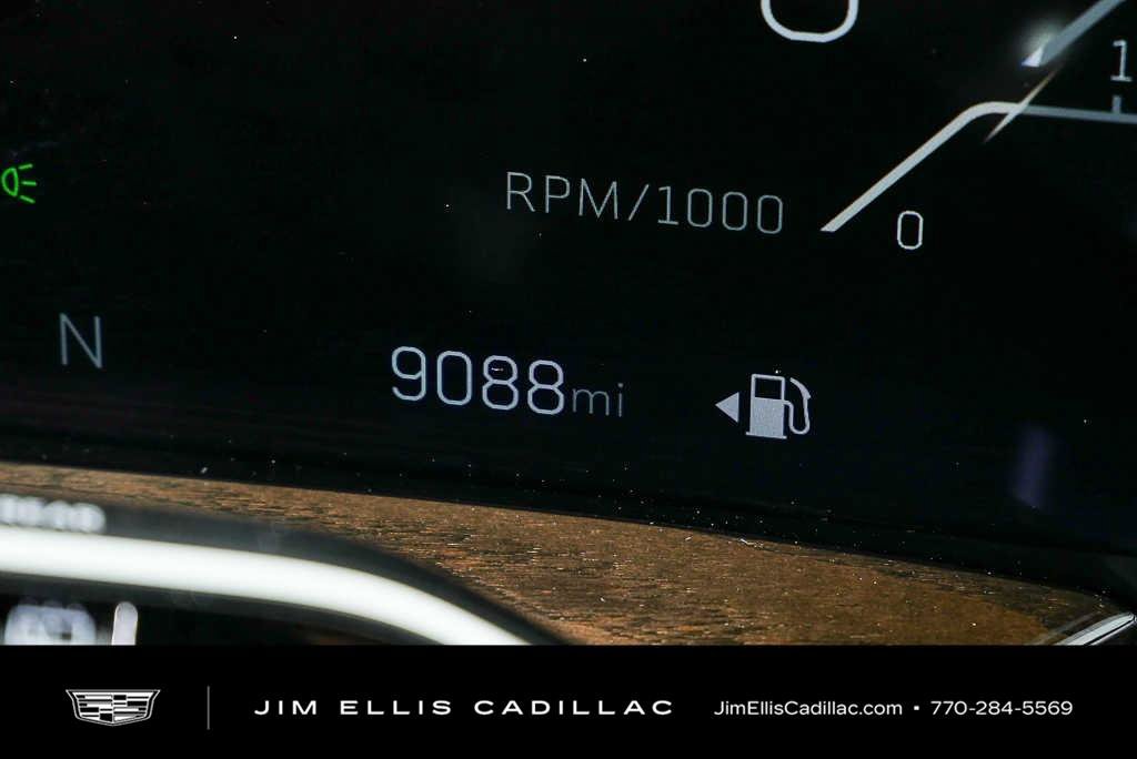 Certified 2025 Cadillac Escalade ESV Sport Platinum AWD/4WD image 12