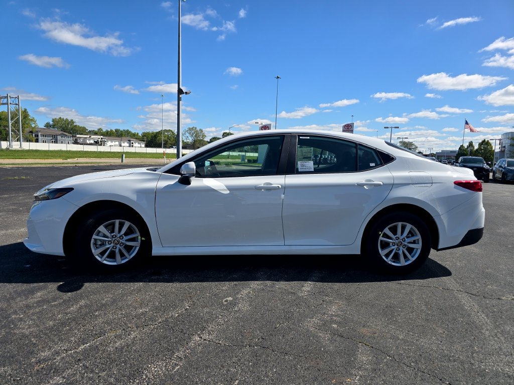 New 2026 Toyota Camry LE w/ Convenience Package AWD/4WD image 15