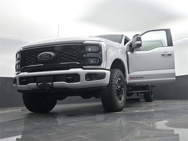 New 2026 Ford F250 Lariat image 68
