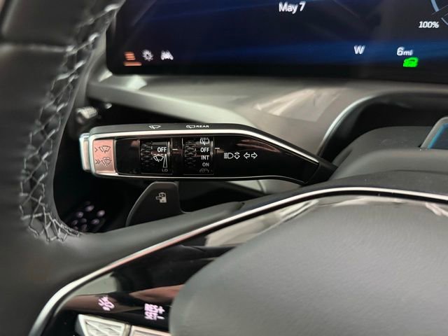 New 2026 Cadillac Vistiq Luxury image 25