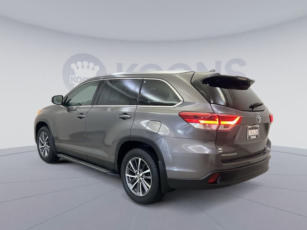 Used 2019 Toyota Highlander XLE image 4