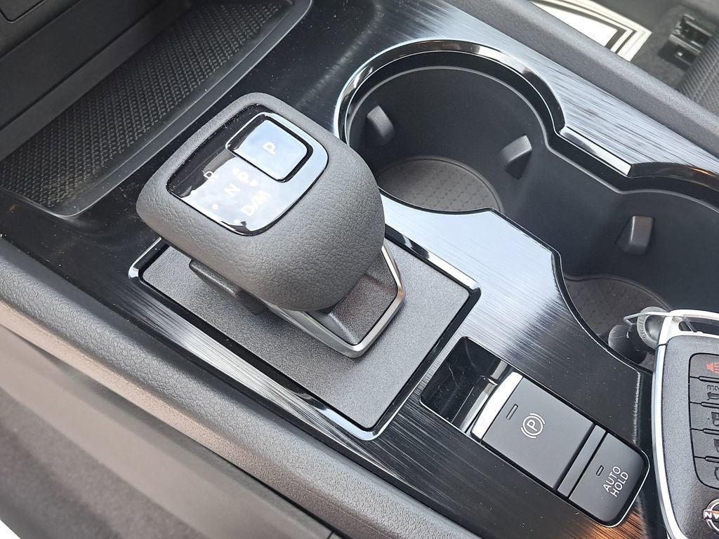 New 2026 Nissan Rogue SV AWD/4WD image 25