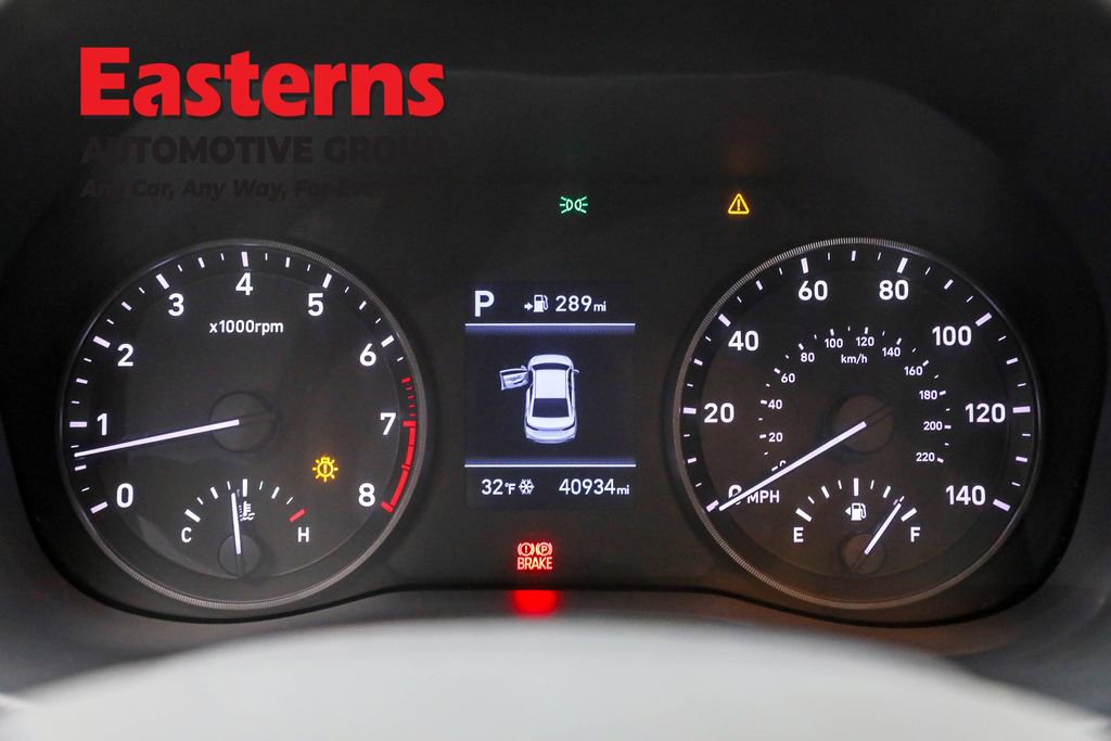 Used 2020 Hyundai Accent Limited image 18