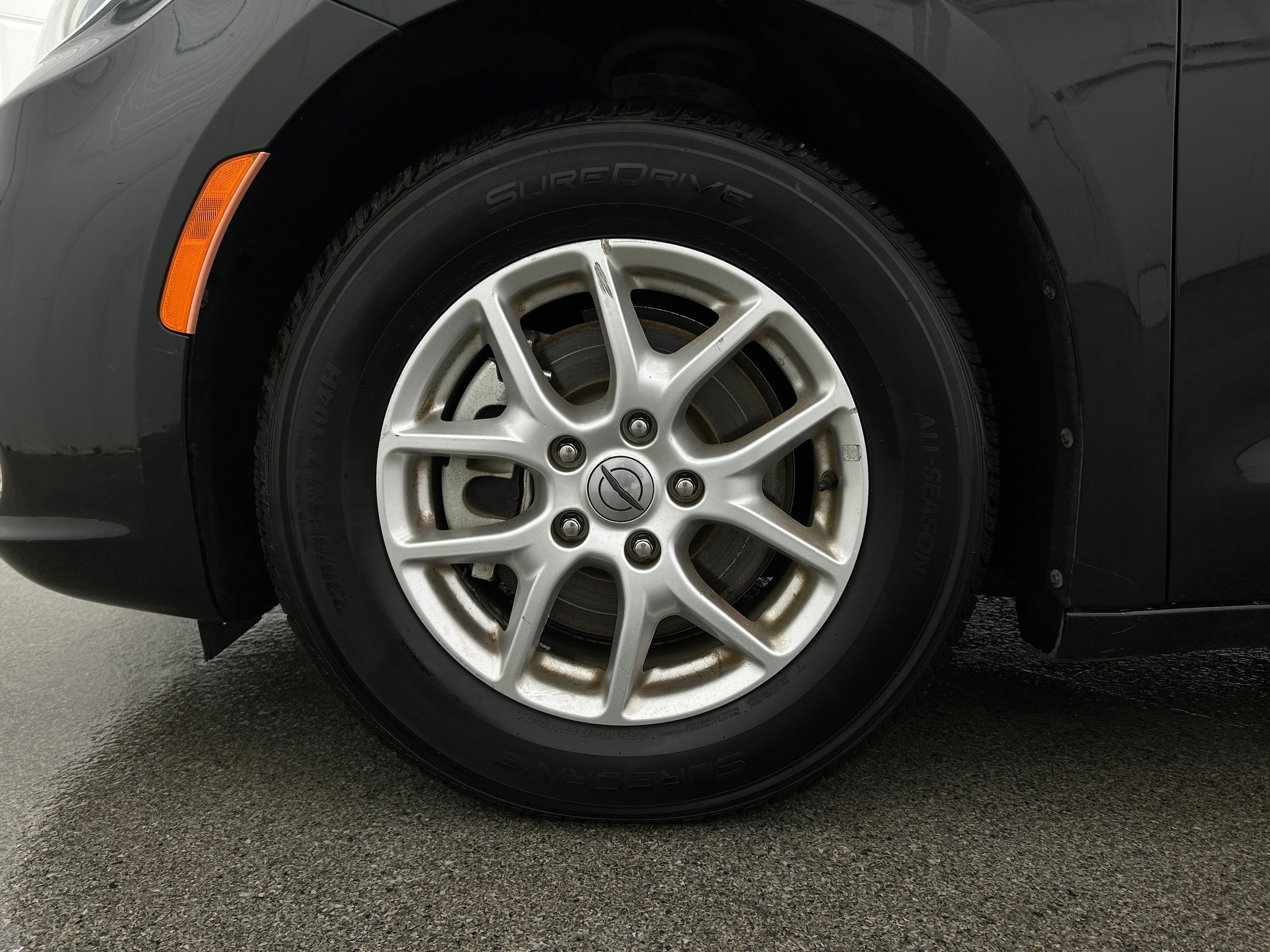Used 2022 Chrysler Pacifica Touring-L FWD image 38