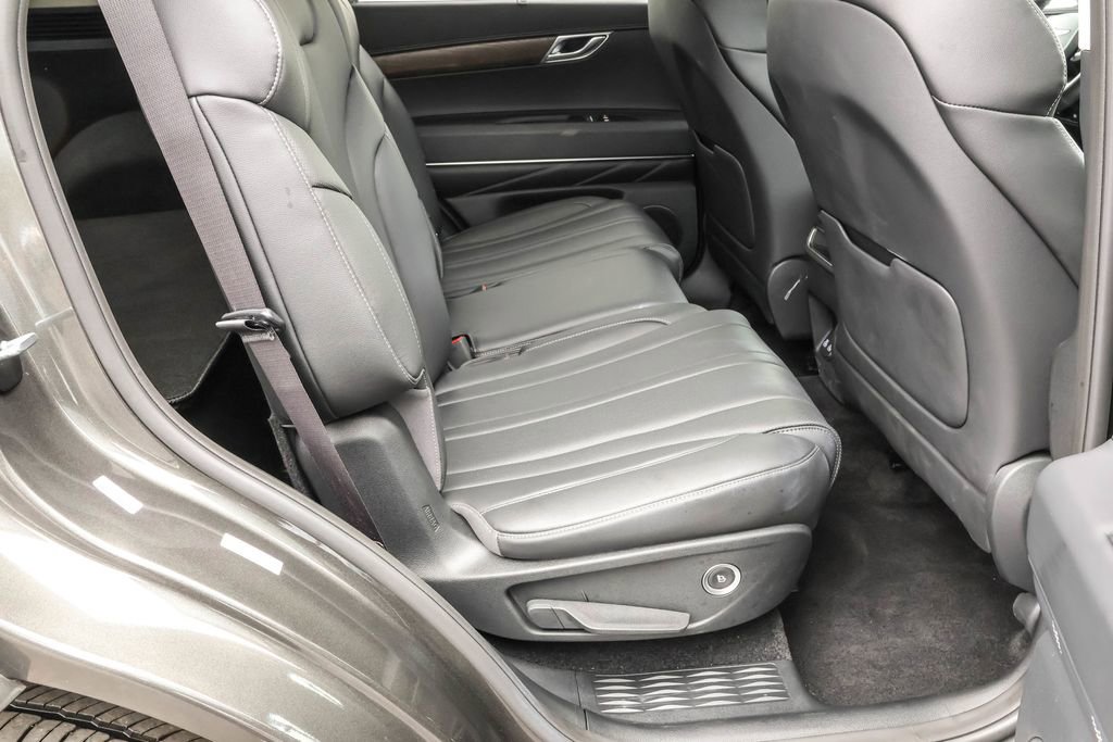 Used 2025 Genesis GV80 2.5T Select image 33