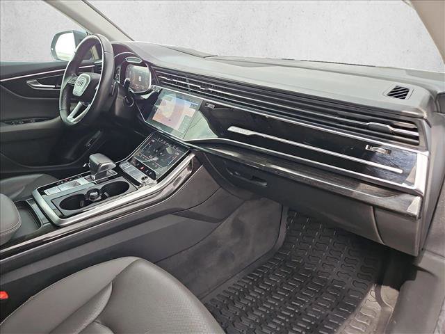 Used 2019 Audi Q8 Prestige image 23