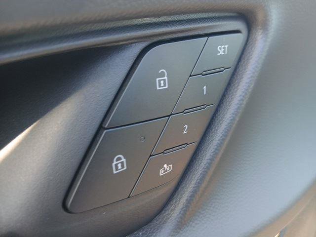 New 2026 Chevrolet Equinox ACTIV w/ Convenience Package III image 11