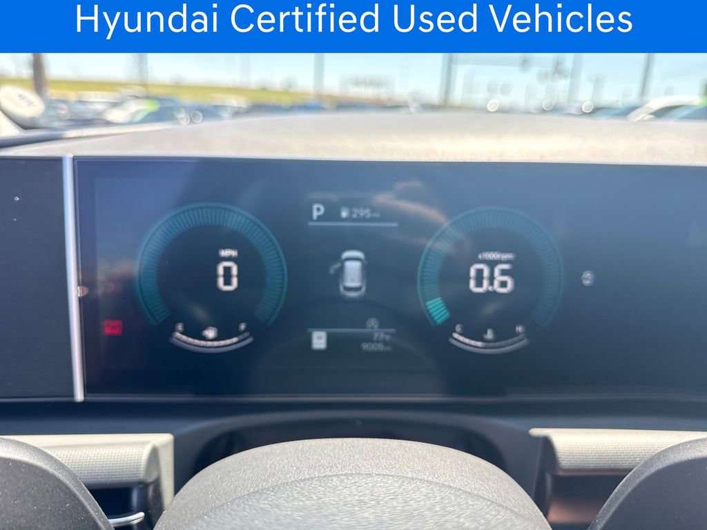 Certified 2025 Hyundai Tucson SE FWD image 18