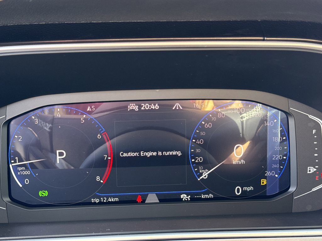 New 2026 Volkswagen Taos SEL image 29