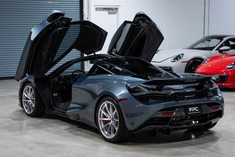 Used 2018 McLaren 720S Performance RWD image 59