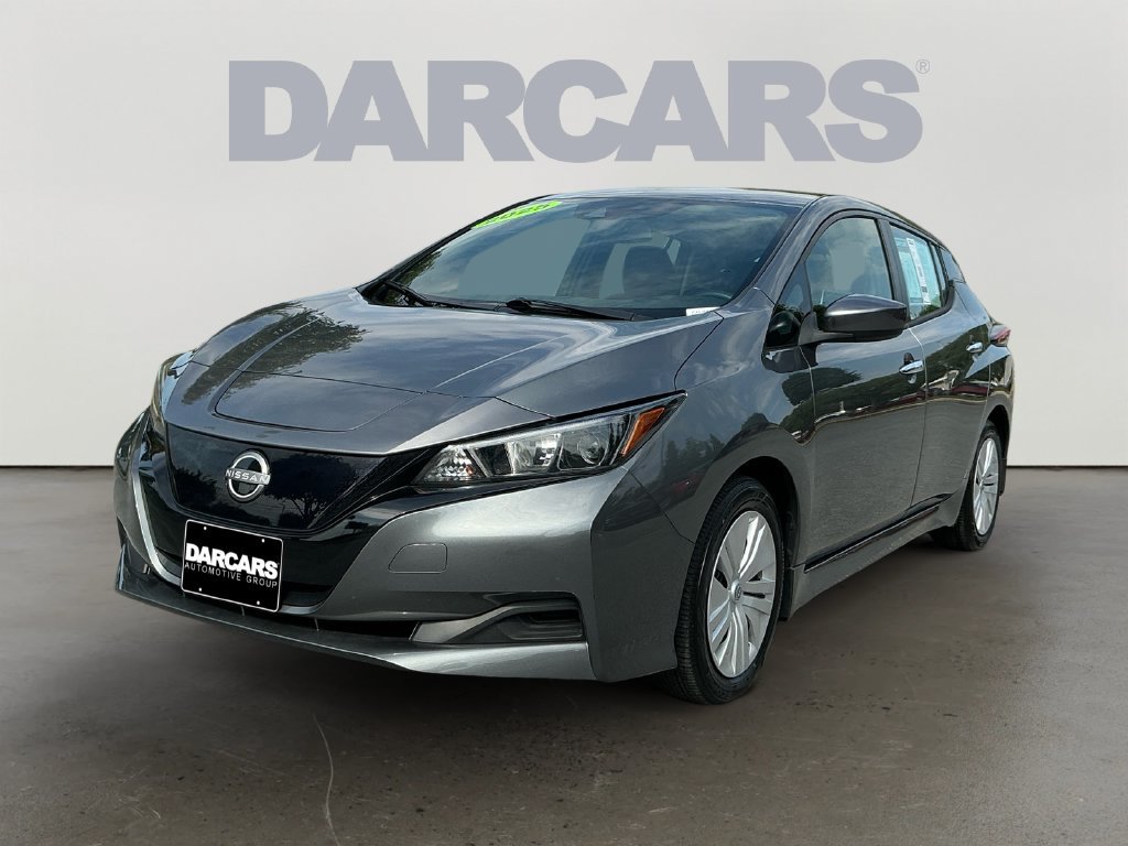 Used 2025 Nissan Leaf S FWD image 3