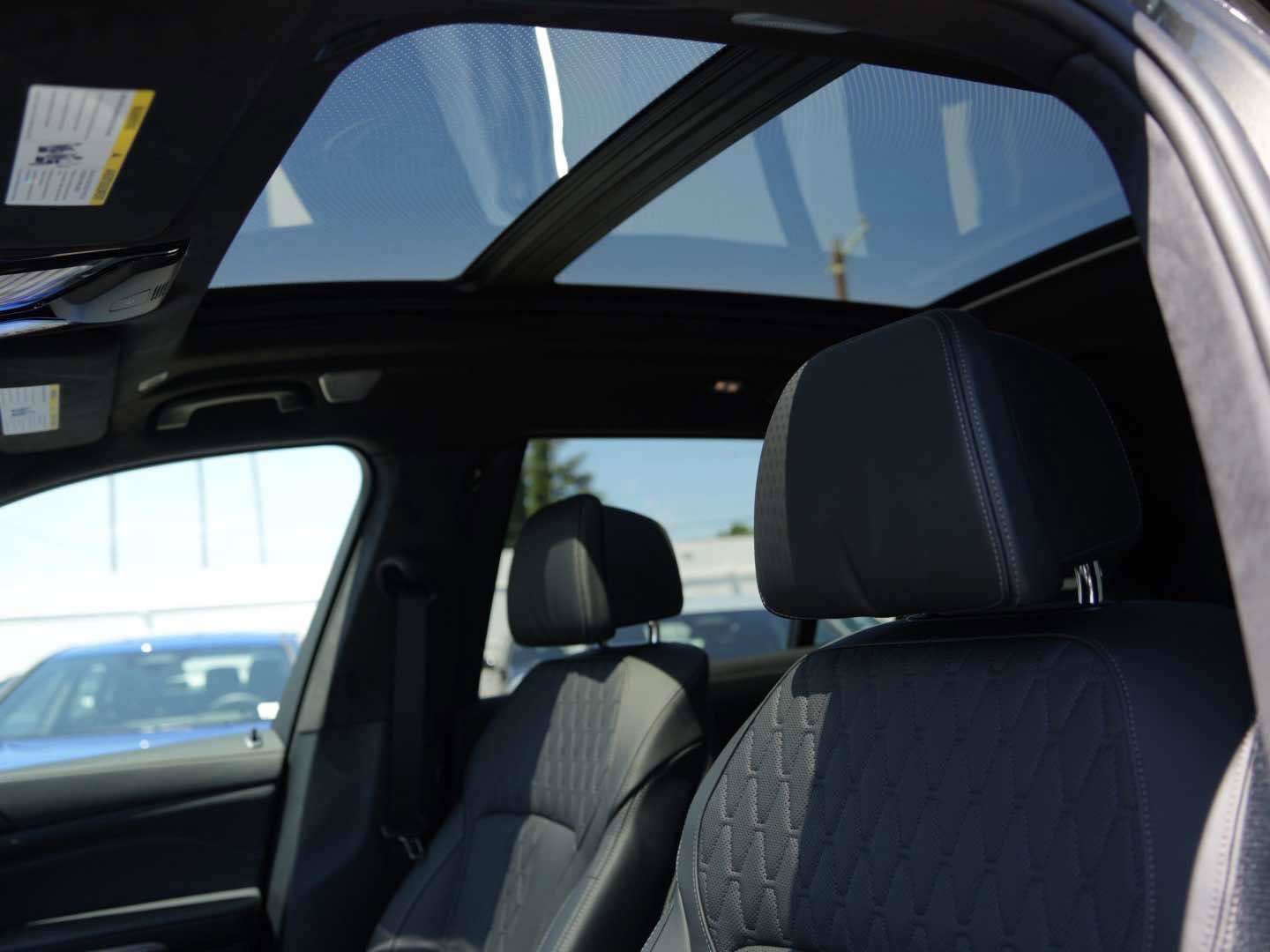 New 2026 BMW ALPINA XB7 AWD/4WD image 19