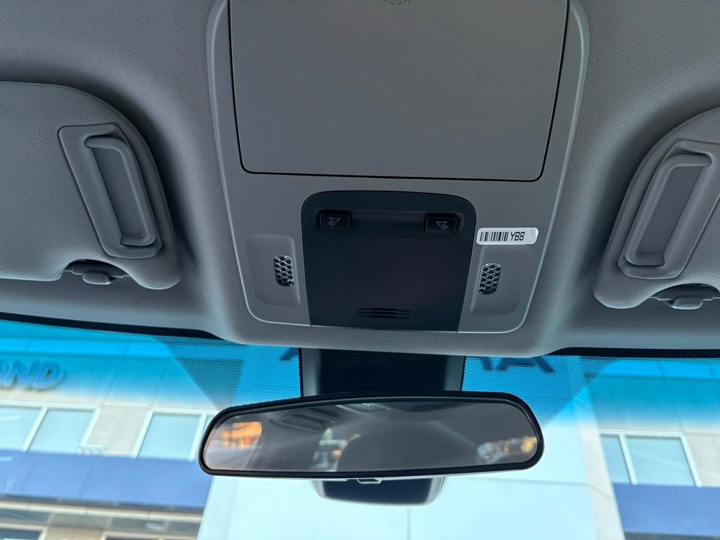 Used 2018 Toyota Camry L image 23