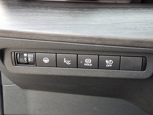 Used 2024 Nissan Ariya FWD image 25