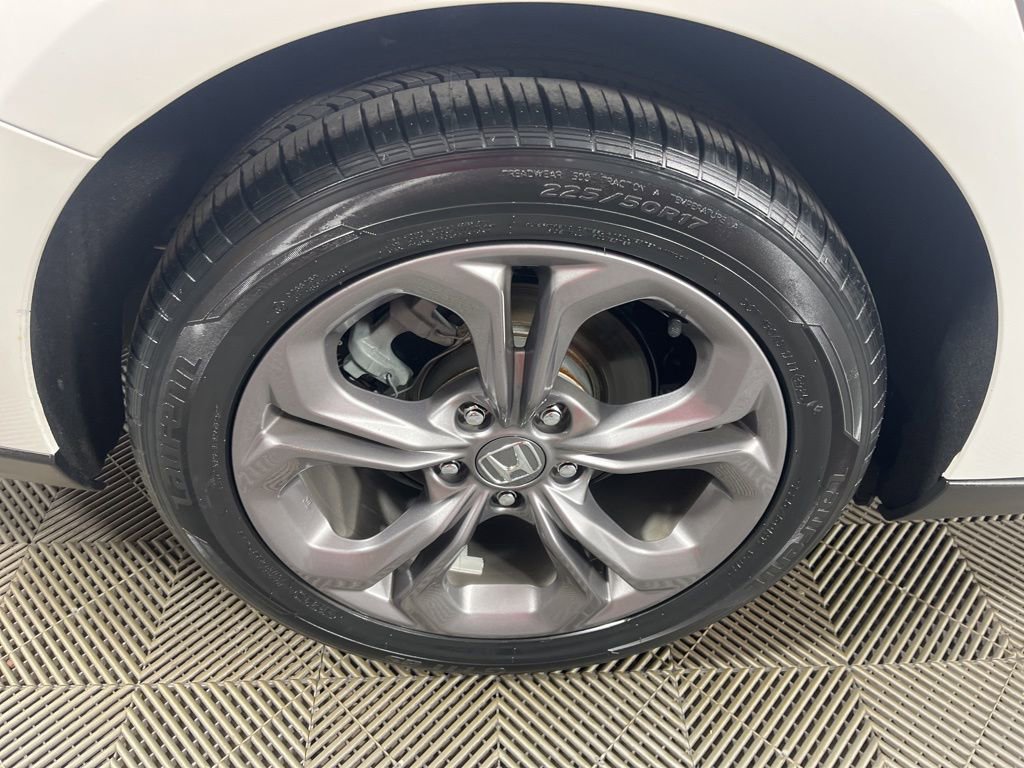 Certified 2024 Honda Accord EX image 10