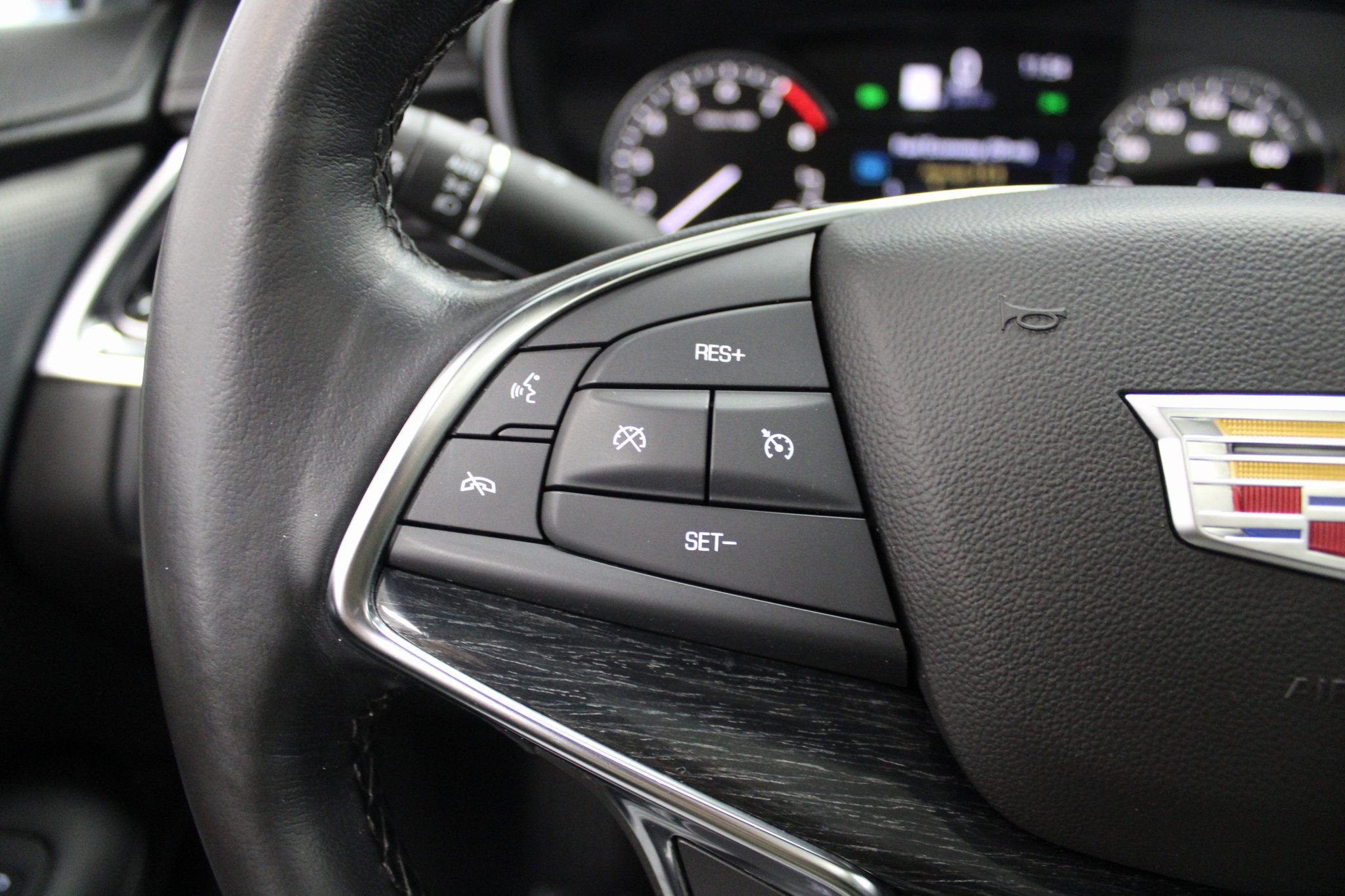 Used 2023 Cadillac XT5 Premium Luxury image 41