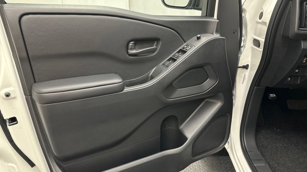 New 2026 Nissan Frontier SV w/ Tow Package image 14