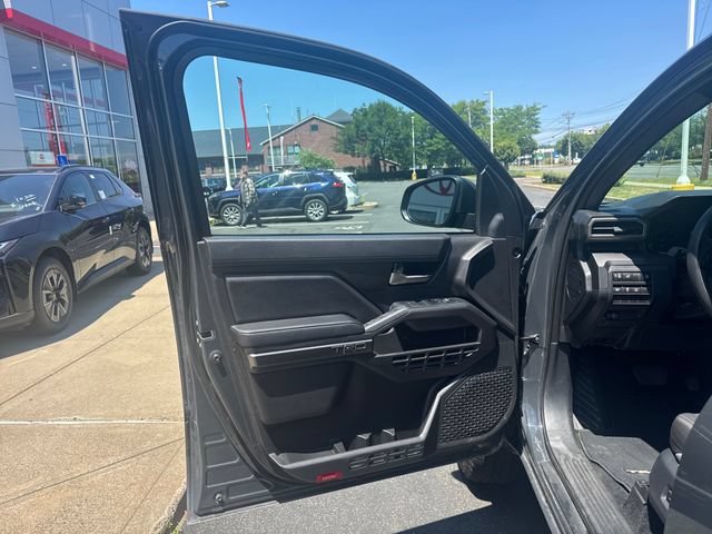 Used 2026 Toyota Tacoma TRD Off-Road AWD/4WD image 12
