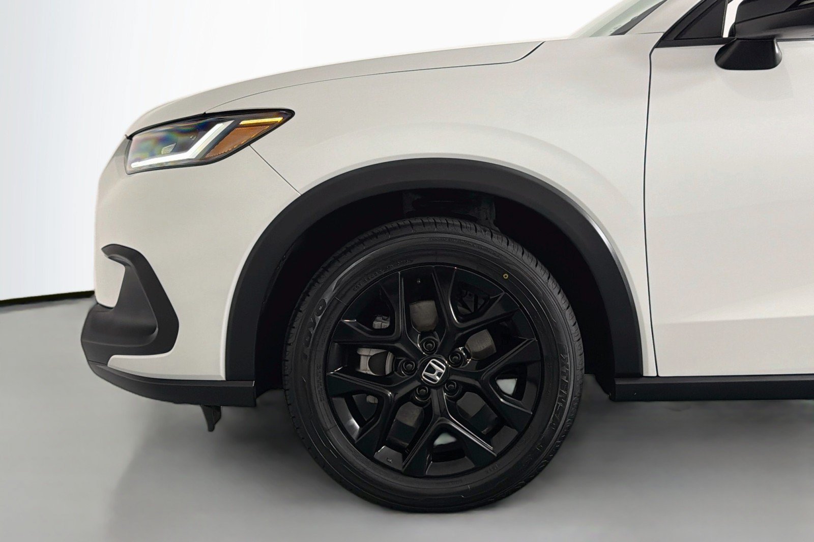 Used 2023 Honda HR-V Sport image 10