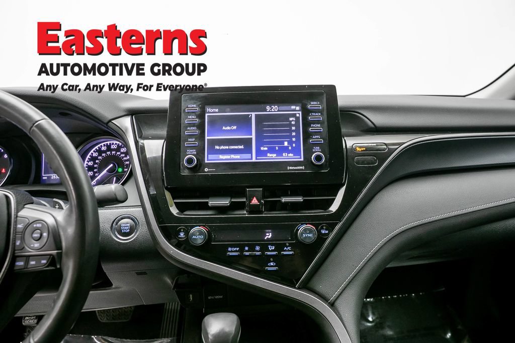 Used 2024 Toyota Camry SE w/ Cold Weather Package FWD image 12
