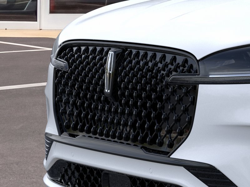 New 2026 Lincoln Aviator AWD w/ Jet Appearance Package image 17