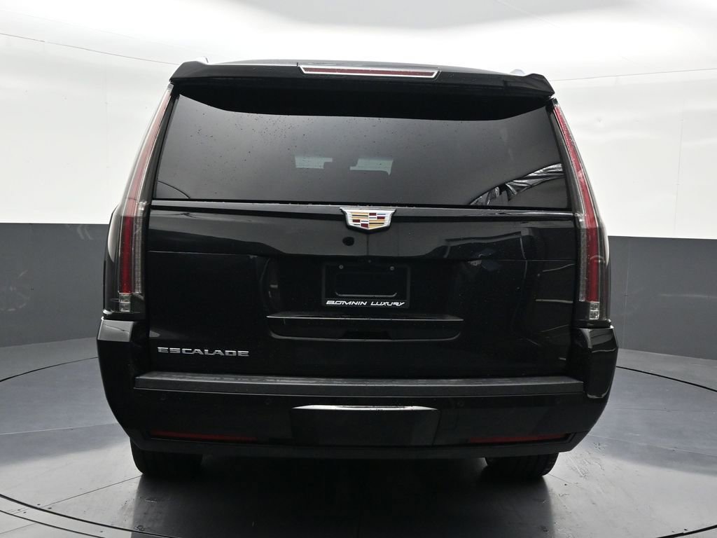 Used 2019 Cadillac Escalade ESV Luxury w/ Escalade Sport Edition image 4