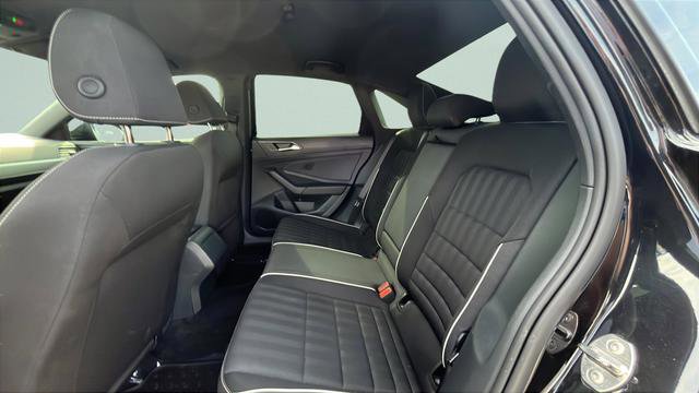 Used 2023 Volkswagen Jetta Sport image 22