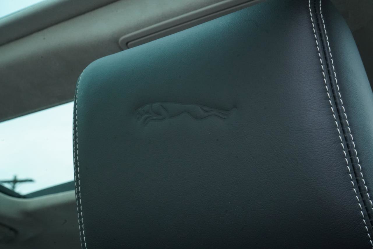 Used 2015 Jaguar XJ L Portfolio AWD/4WD image 22