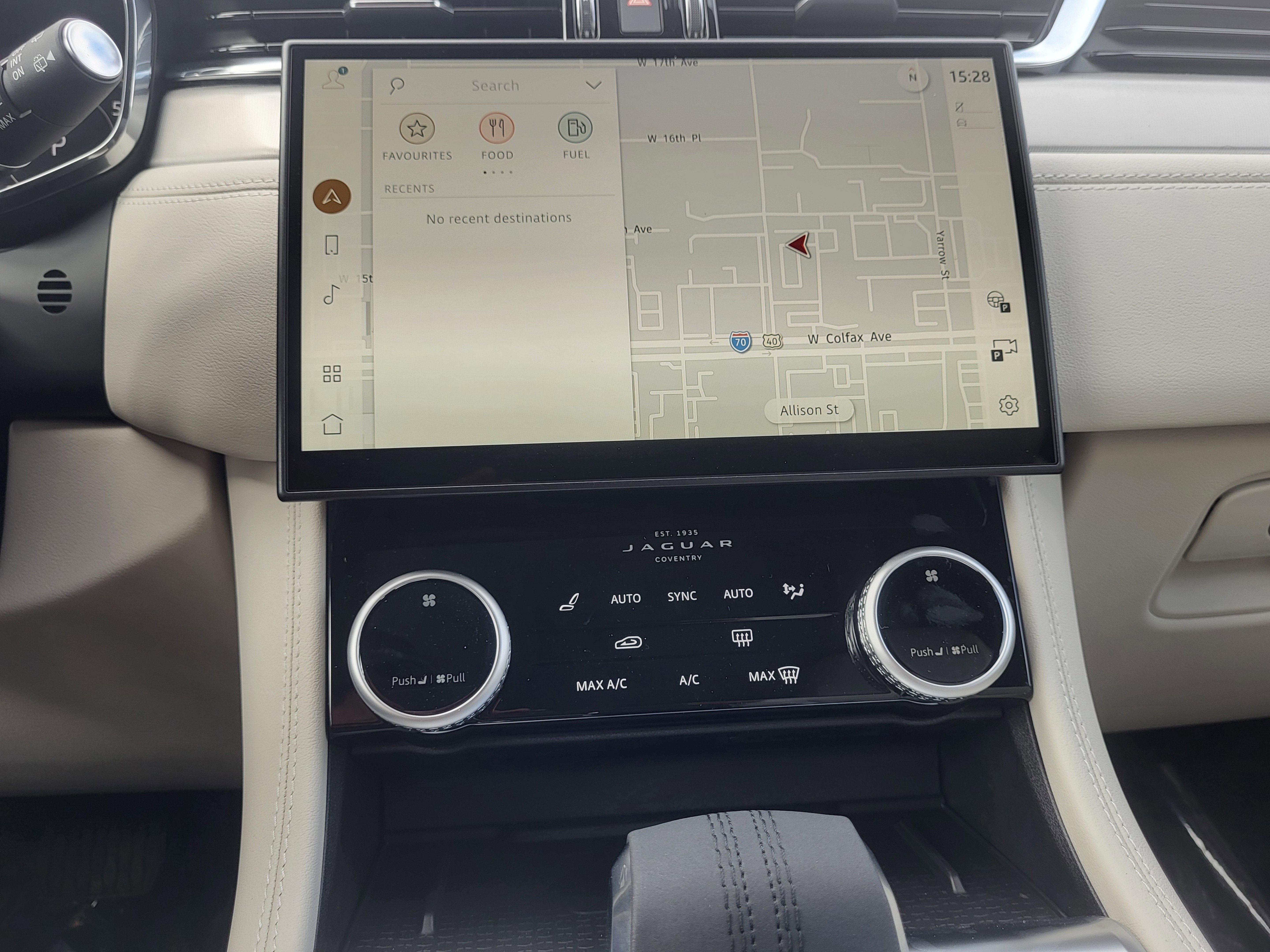 New 2026 Jaguar F-PACE R-Dynamic S image 10