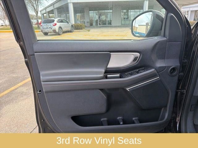 Used 2025 Ford Expedition Max Active image 32