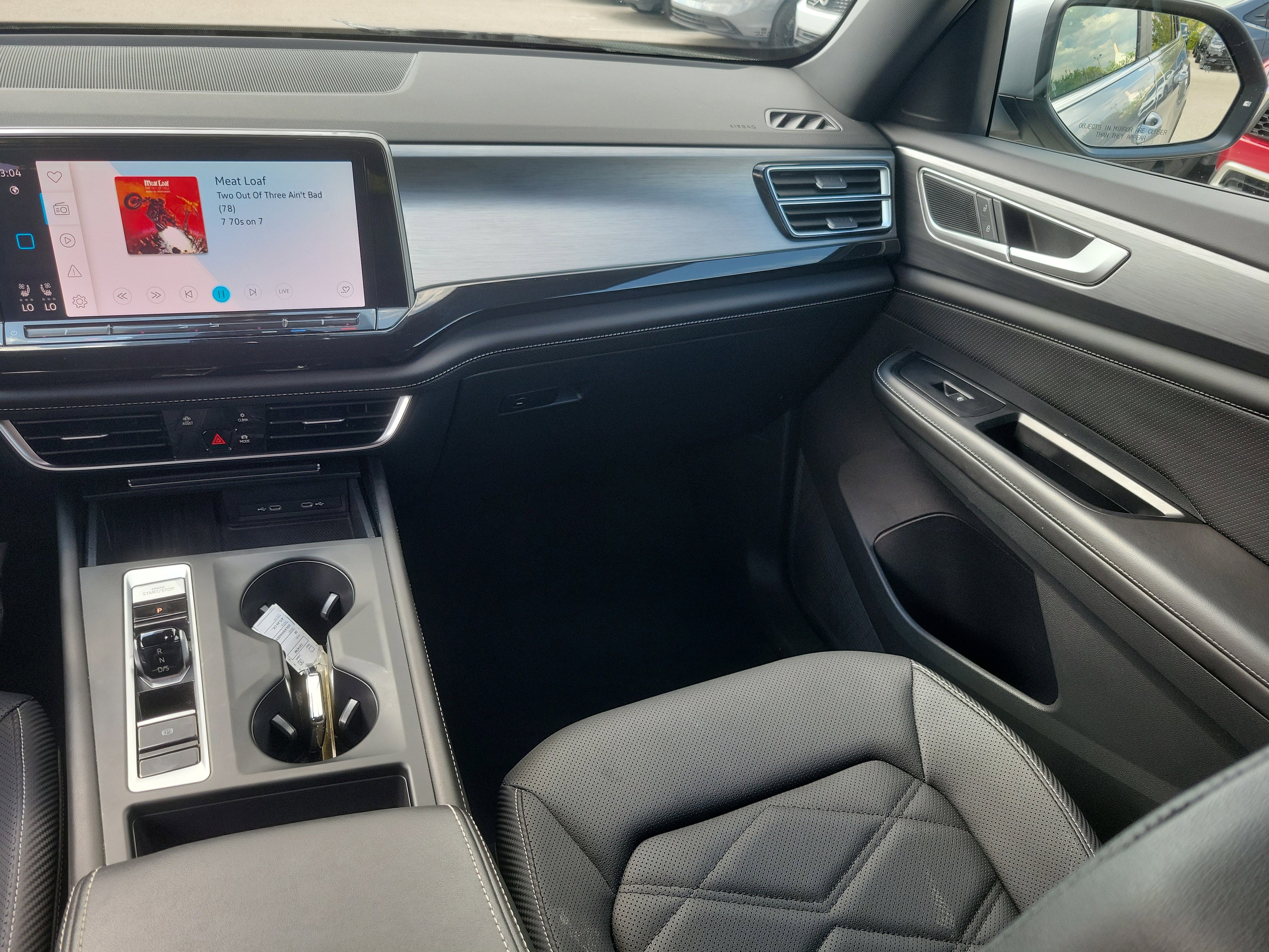 Used 2025 Volkswagen Atlas Cross Sport SE image 20