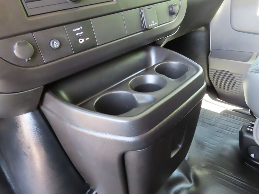 Used 2024 Chevrolet Express 2500 w/ Driver Convenience Package RWD image 18