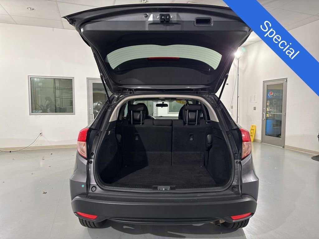 Used 2017 Honda HR-V EX image 11