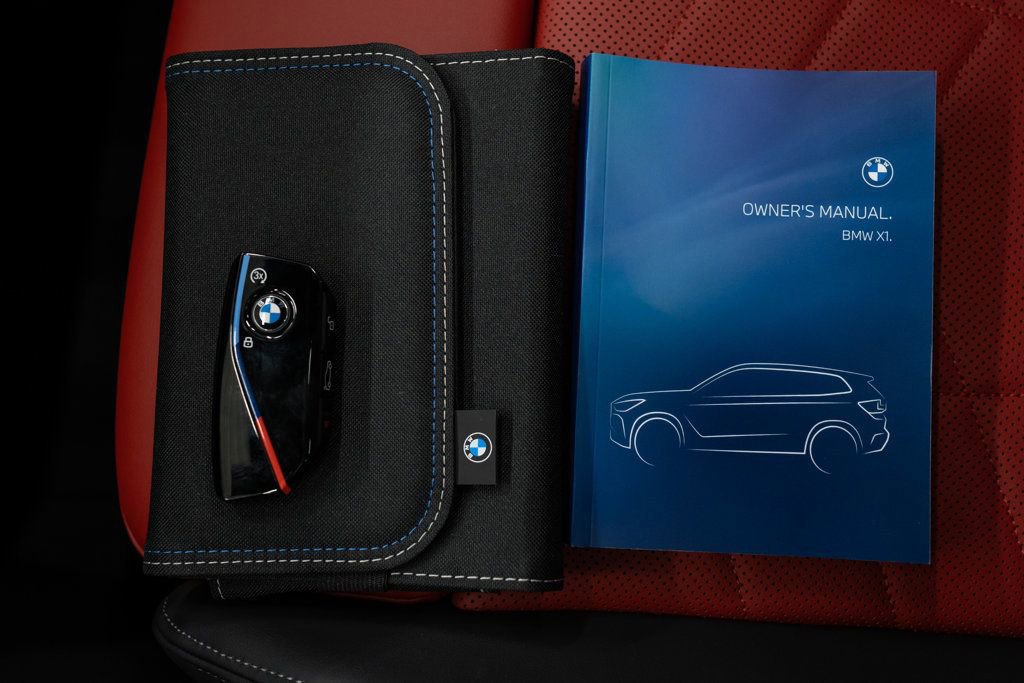 Used 2024 BMW X1 w/ M Sport Line w/ Premium Package image 59