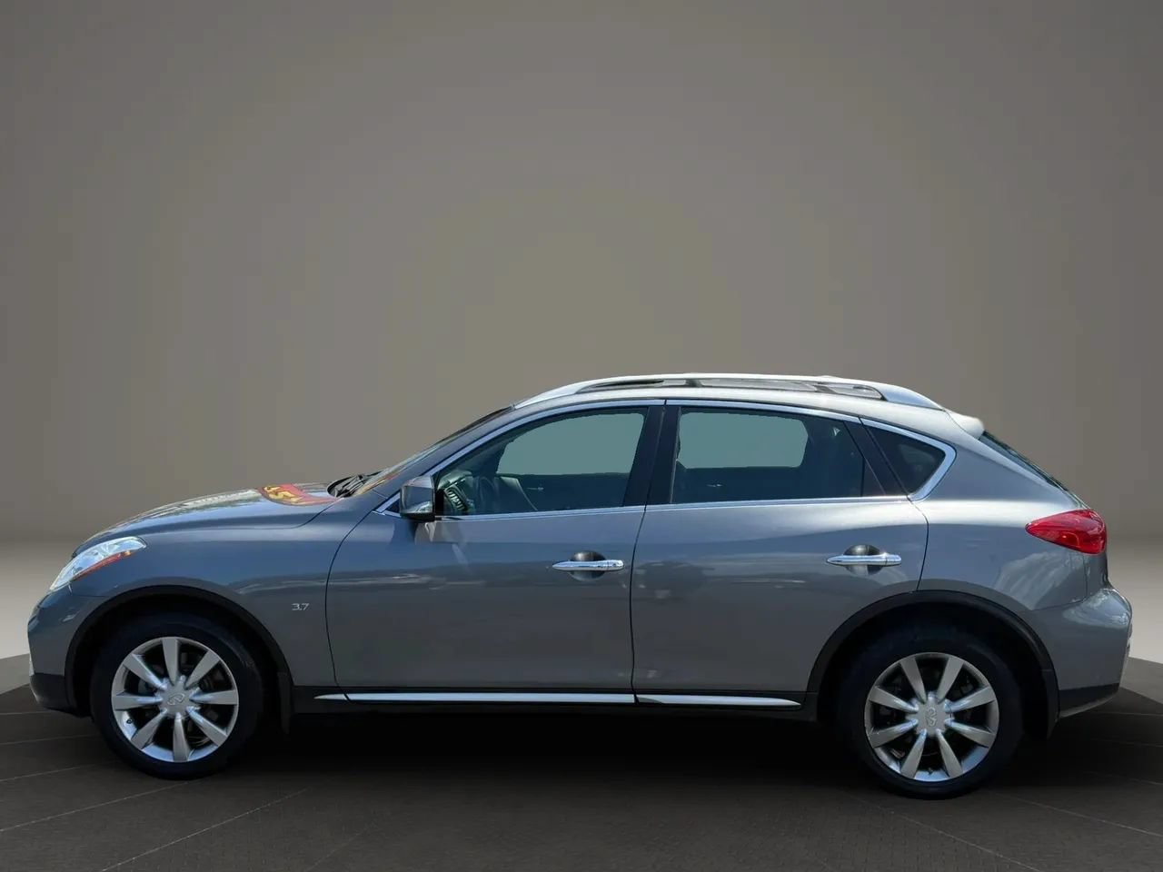 Used 2016 INFINITI QX50 AWD w/ Premium Plus Package image 10