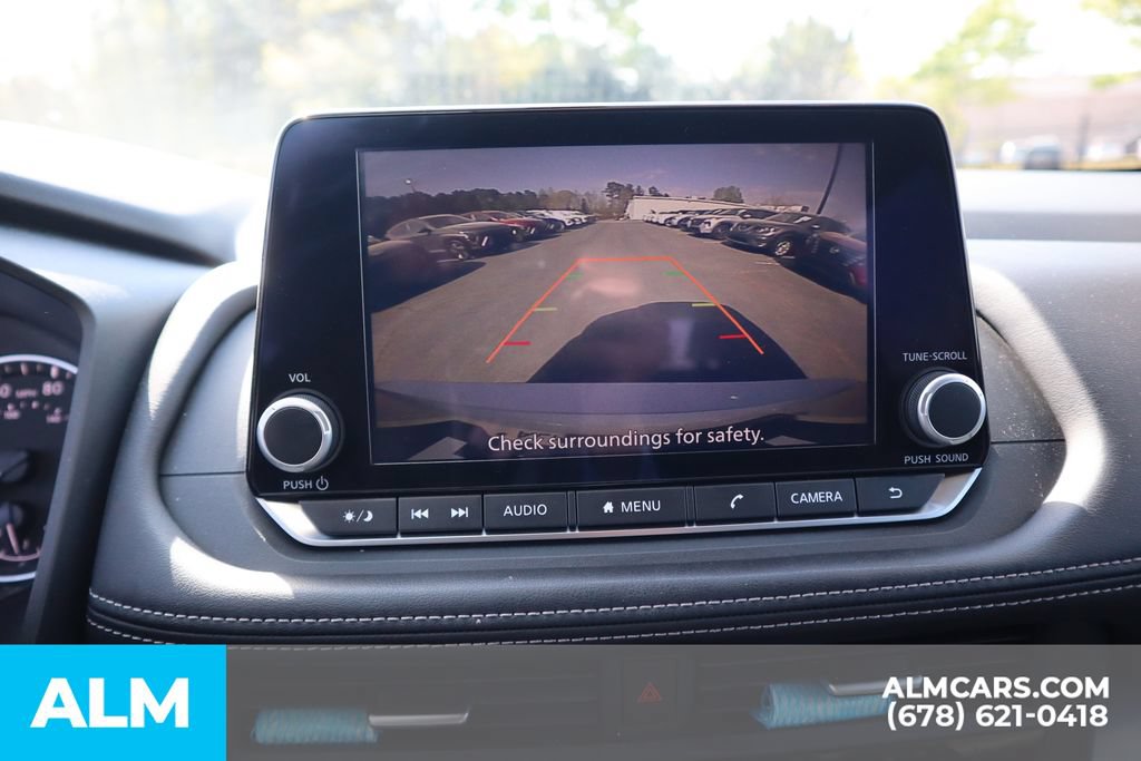 Used 2025 Nissan Rogue SV AWD/4WD image 33