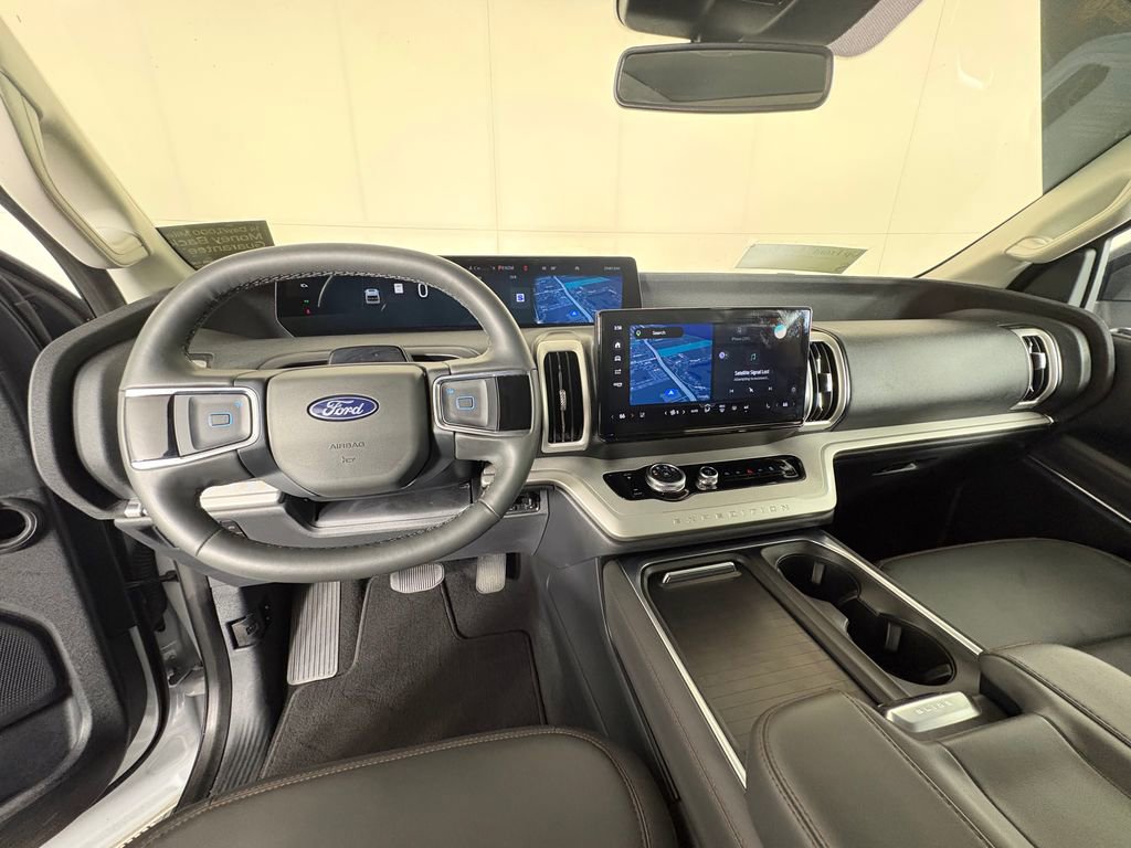 Certified 2025 Ford Expedition Max Active AWD/4WD image 8