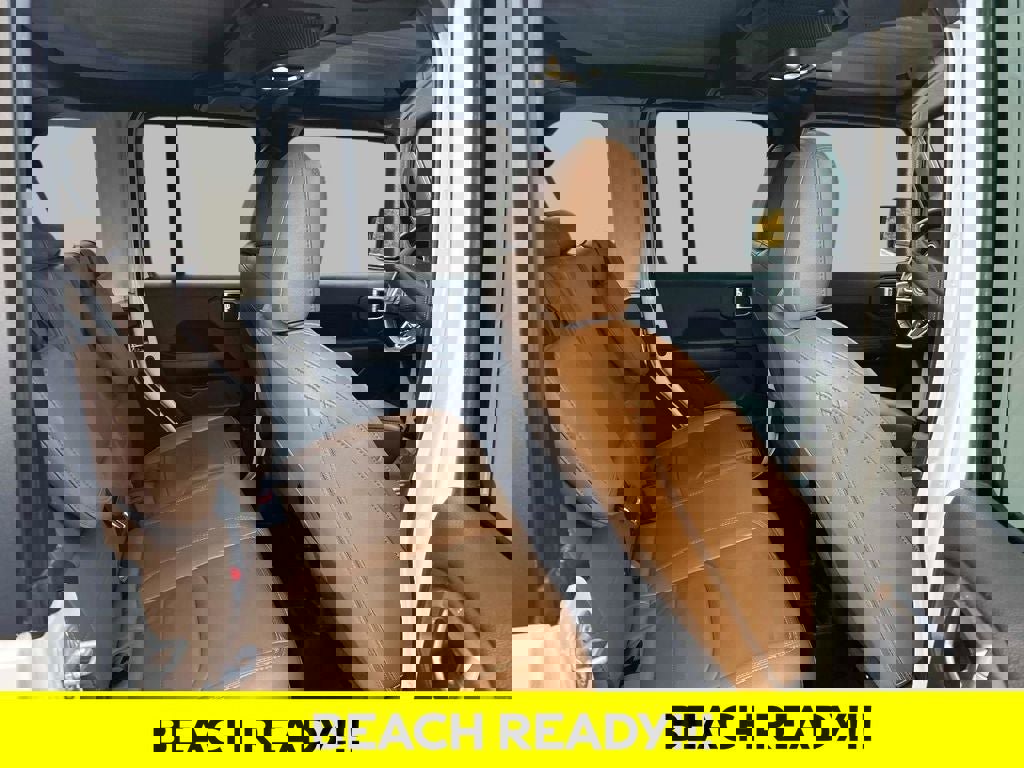 Used 2022 Jeep Wrangler Unlimited Sahara w/ Safety Group image 14