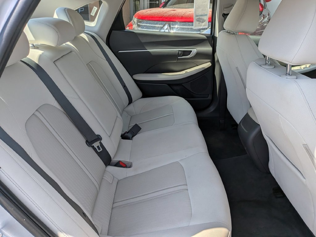 Used 2025 Hyundai Sonata SEL FWD image 29