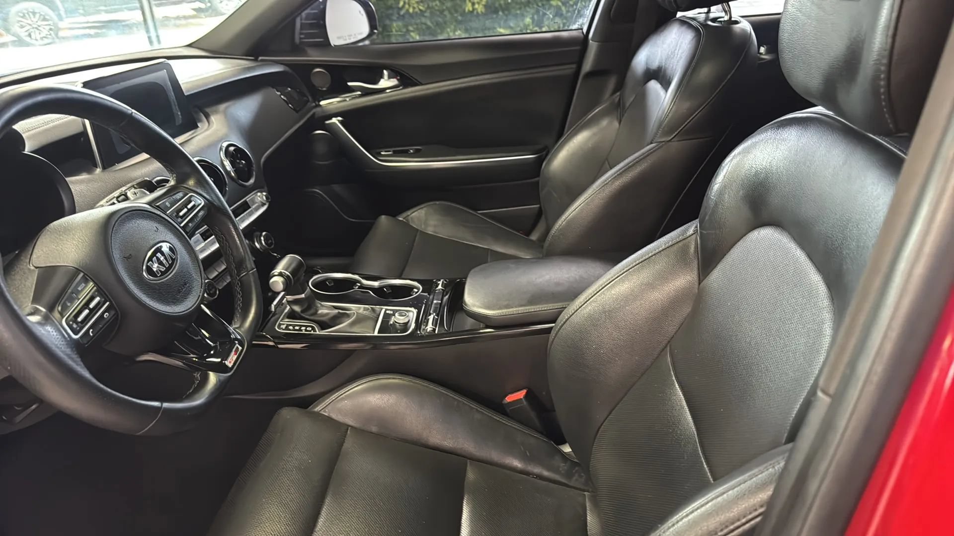 Used 2020 Kia Stinger GT-Line w/ Sun & Sound Package RWD image 13