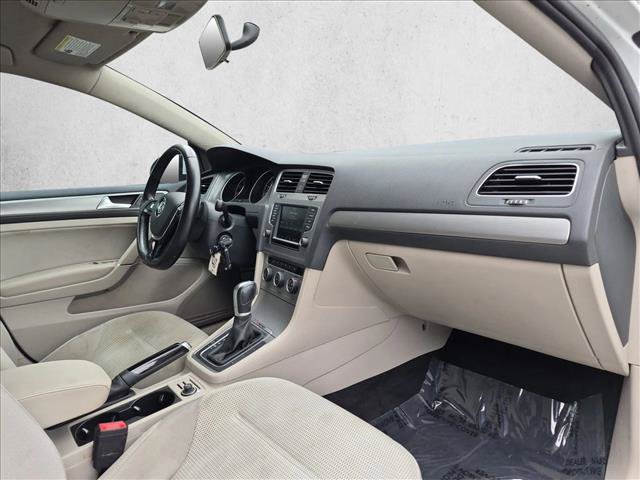 Used 2017 Volkswagen Golf S AWD/4WD image 21