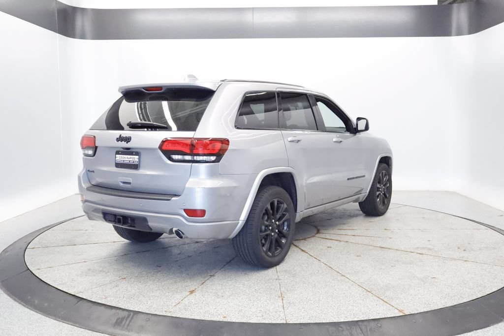 Certified 2021 Jeep Grand Cherokee Laredo X AWD/4WD image 6
