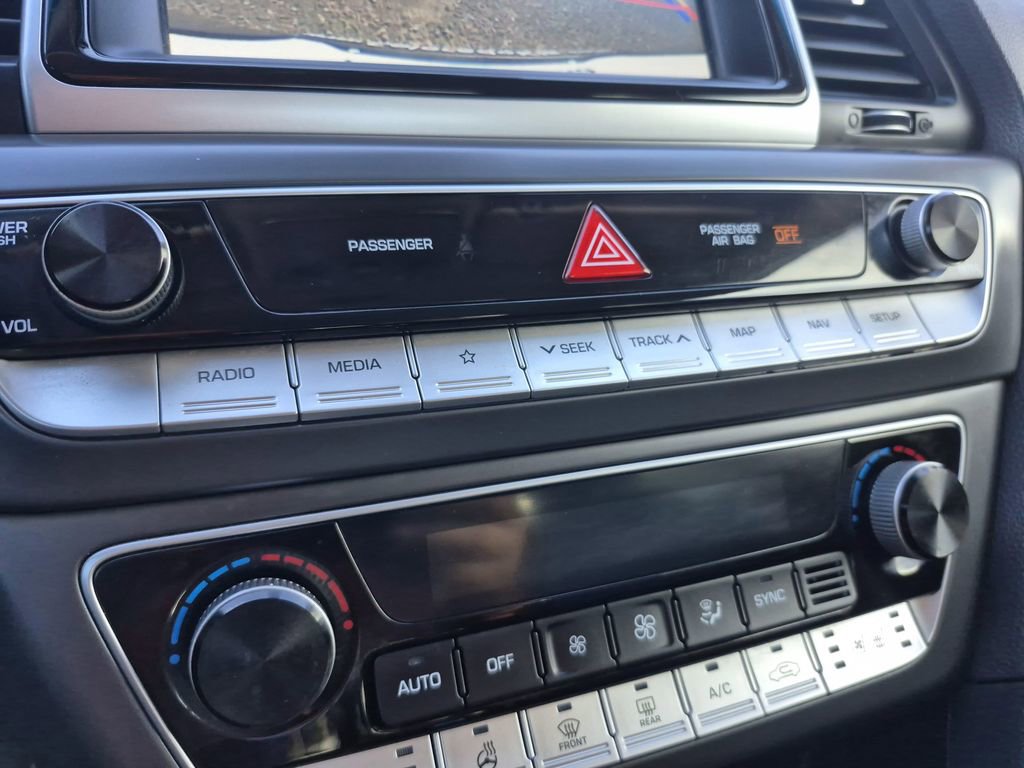 Used 2018 Hyundai Sonata Limited w/ Limited Ultimate Package 03 image 23