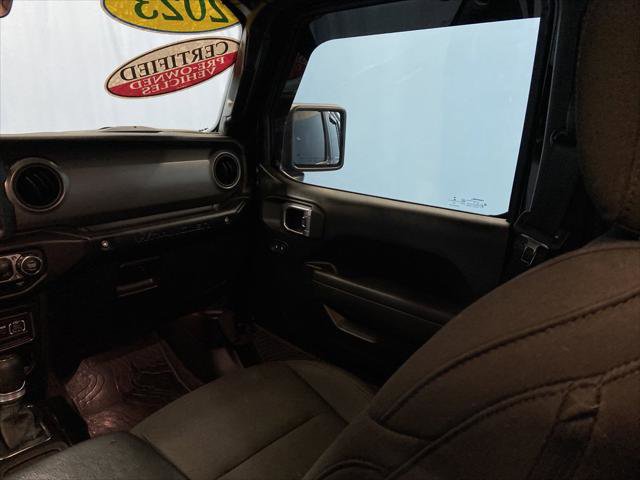 Certified 2023 Jeep Wrangler Willys AWD/4WD image 30