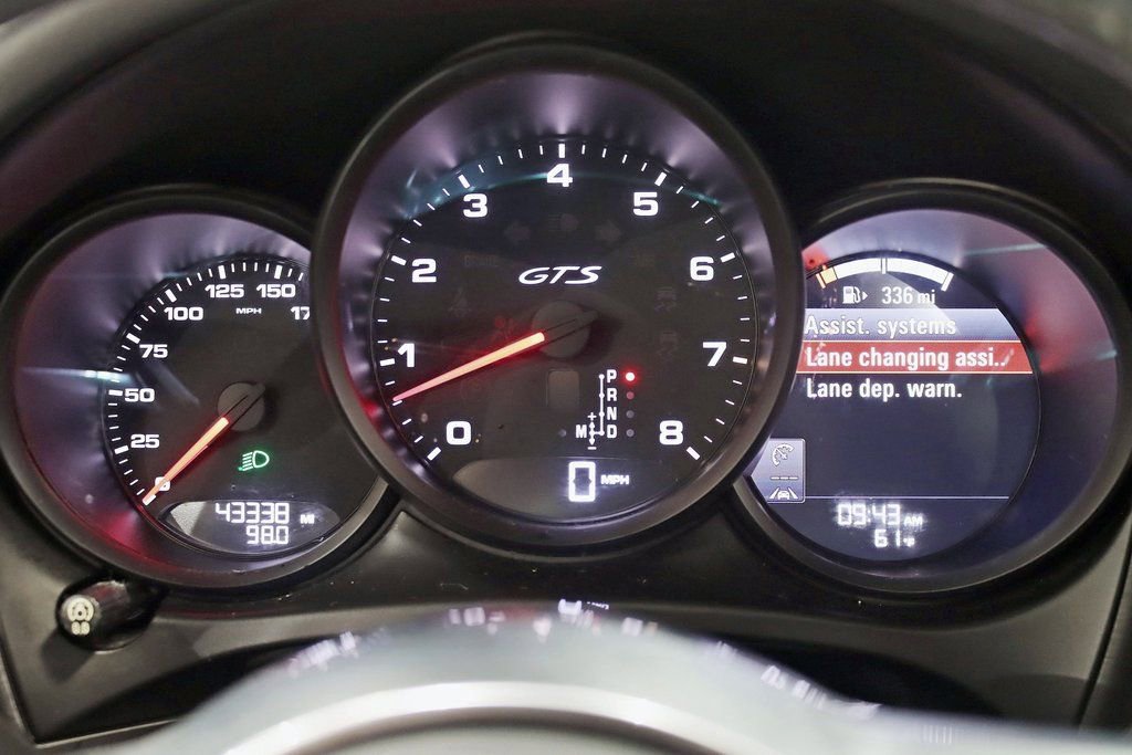 Used 2018 Porsche Macan GTS image 16